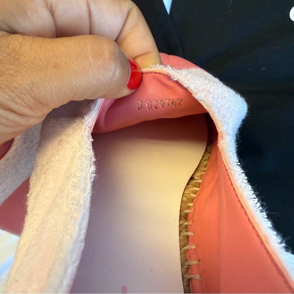 Brand new in Box Chanel pink Terry cloth and leather espadrilles. - Picture 5 of 8